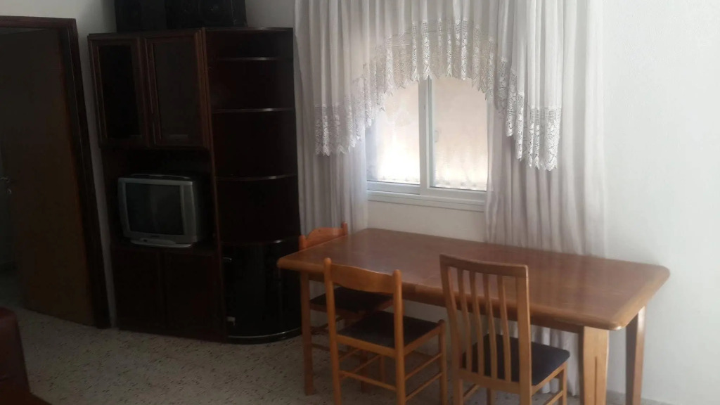 Al Yakhour Hostel