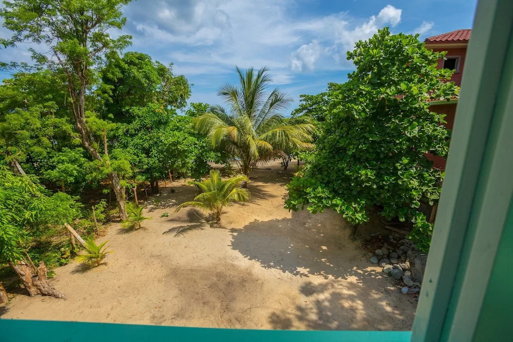Rivera's Beach House - 2nd Floor 1 Bedroom Apts