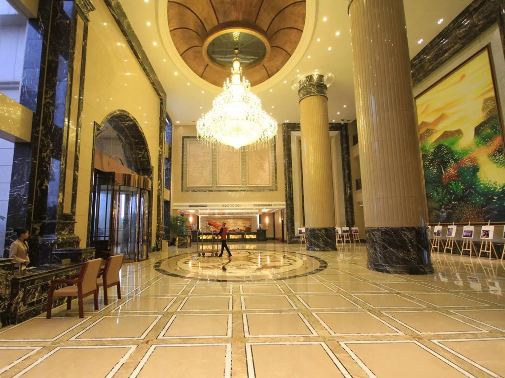 Chateau Star Sea Hotel