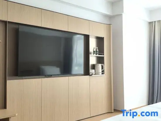Ritz-Carlton (Sanya Dynasty Scenic Area Haikou Duty-Free City Store)