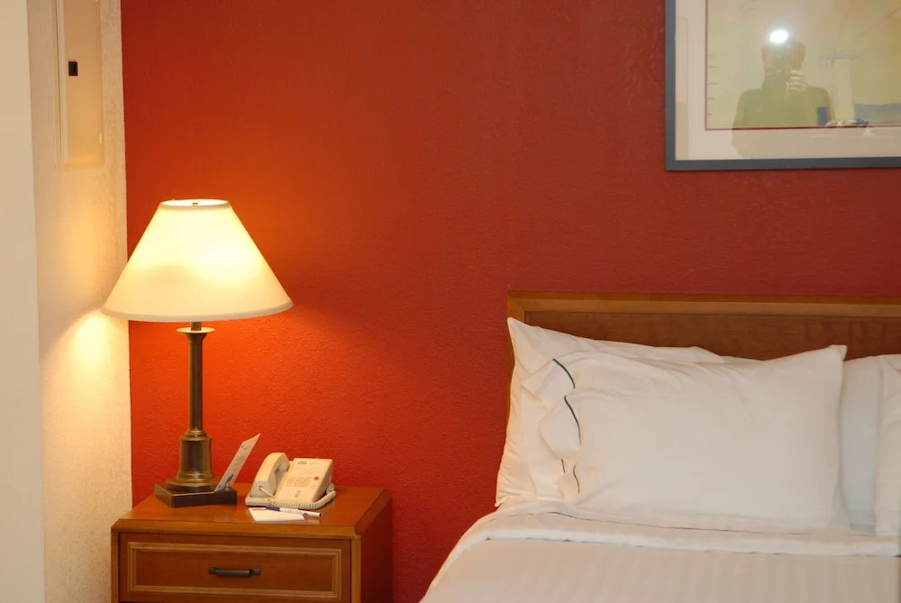 Lakeview Signature Inn Calgary Airport