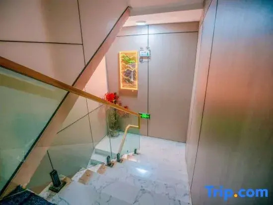 Honey Nest Express Hotel