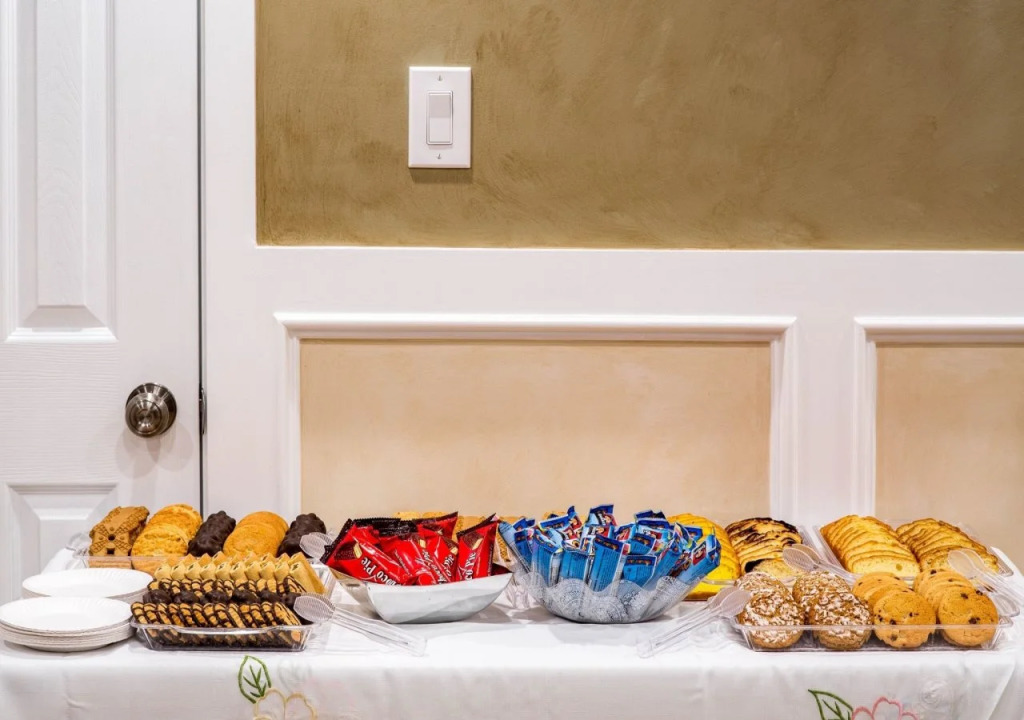 Nite Inn at Universal City - Walking Distance to Universal Studios Hollywood