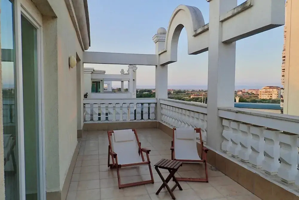 FM Deluxe 1-BDR Apartment in Sunset Resort