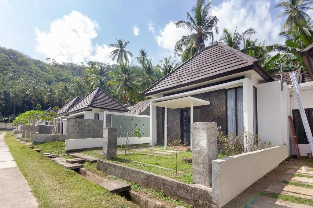 OYO 3796 Senggigi Villas