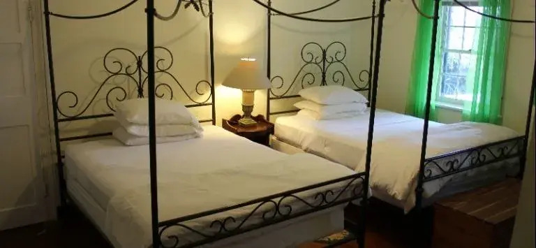Aunt Nea's Inn