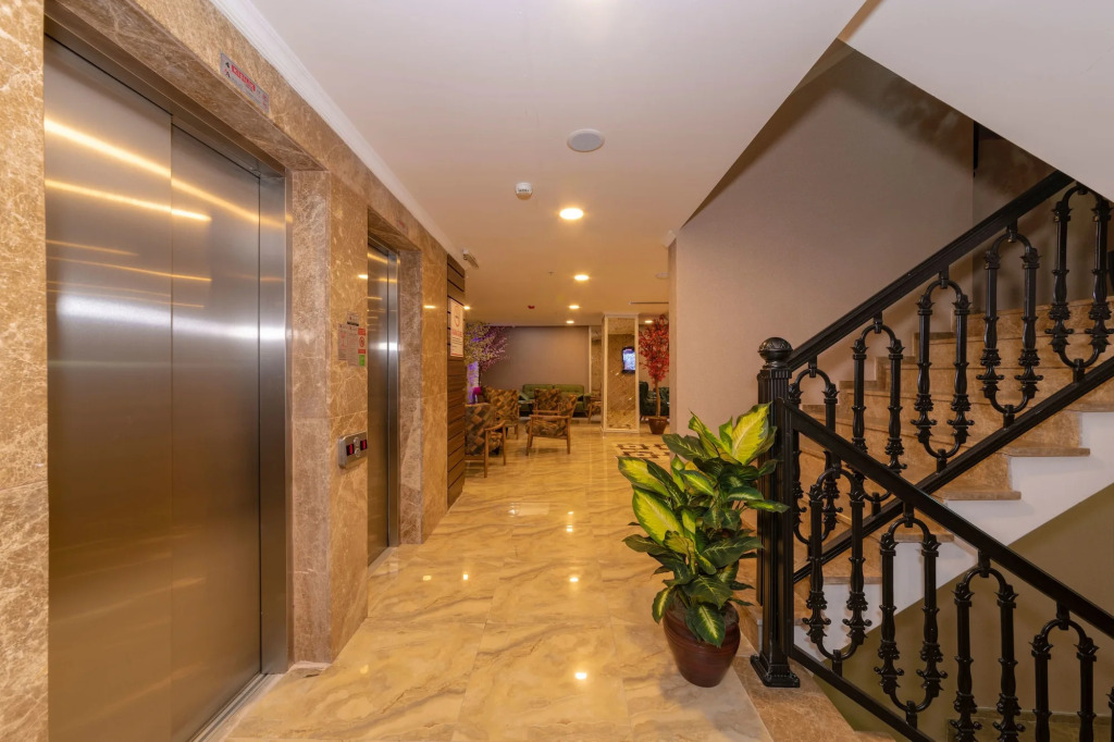 Vision Deluxe Hotel