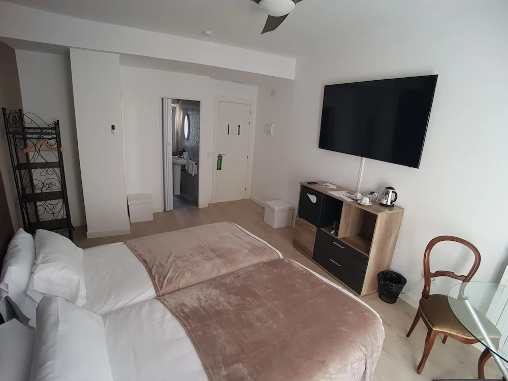 Hostal Puente de Hierro