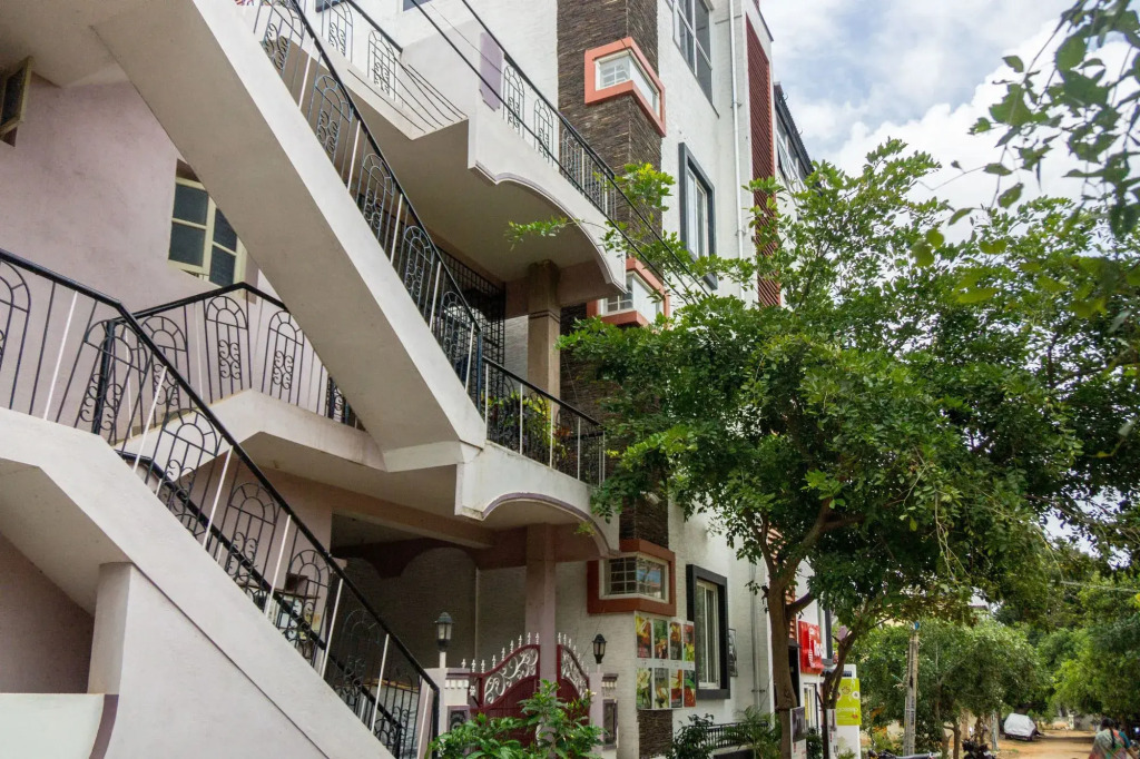 Roo Luxury Boutique Hotel by OYO Rooms