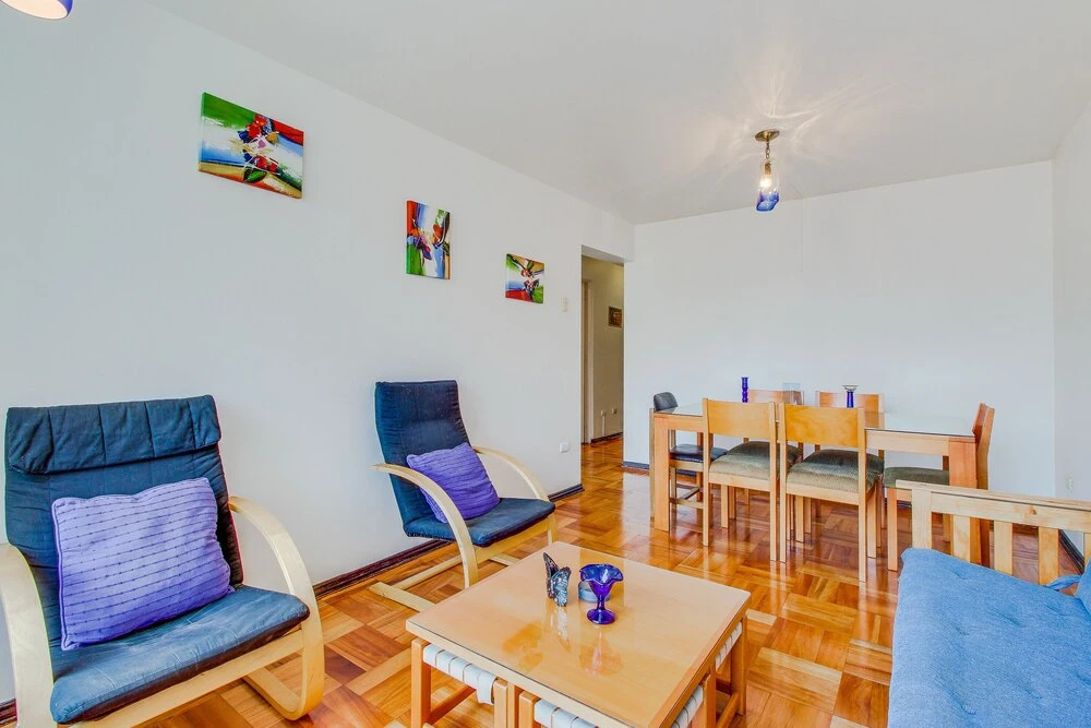 Departamento Amplio en Calle Libertad
