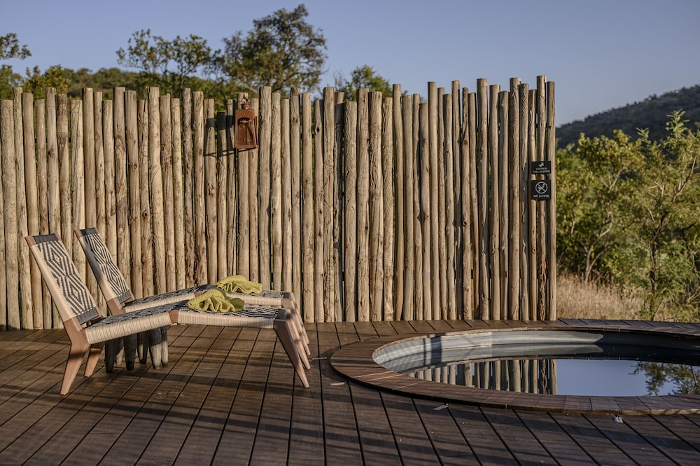 Madwaleni River Lodge - Babanango Game Reserve