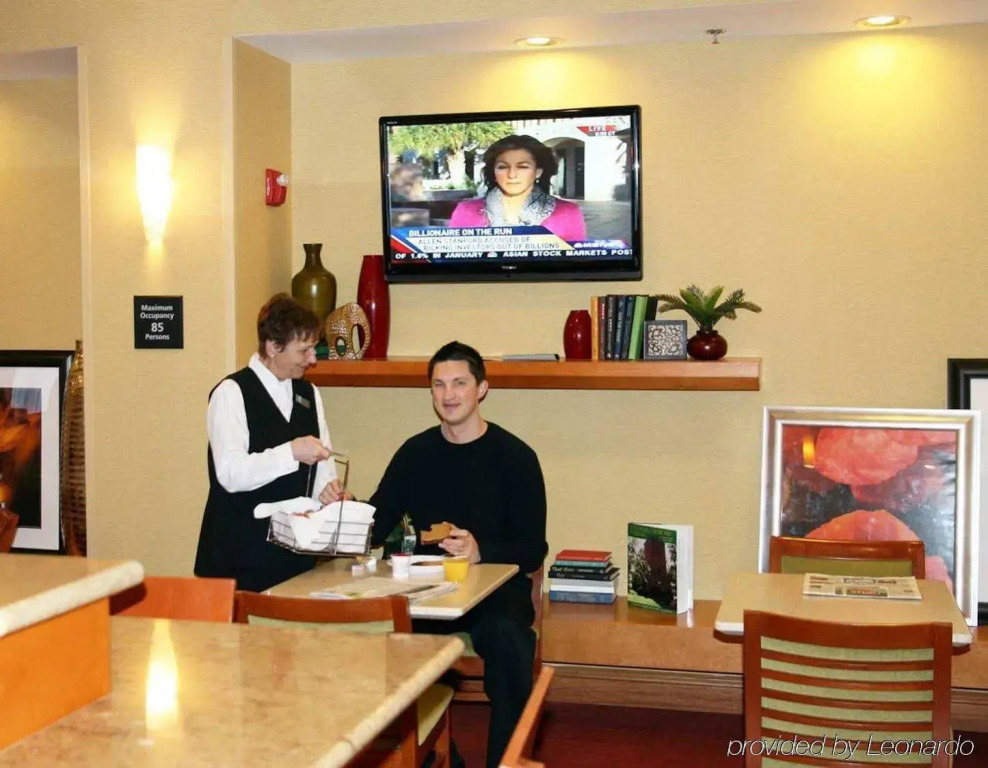 Hampton Inn Petersburg - Southpark Mall