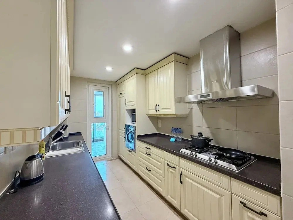 Tyms Changning 2BR near Zhongshan  Metro