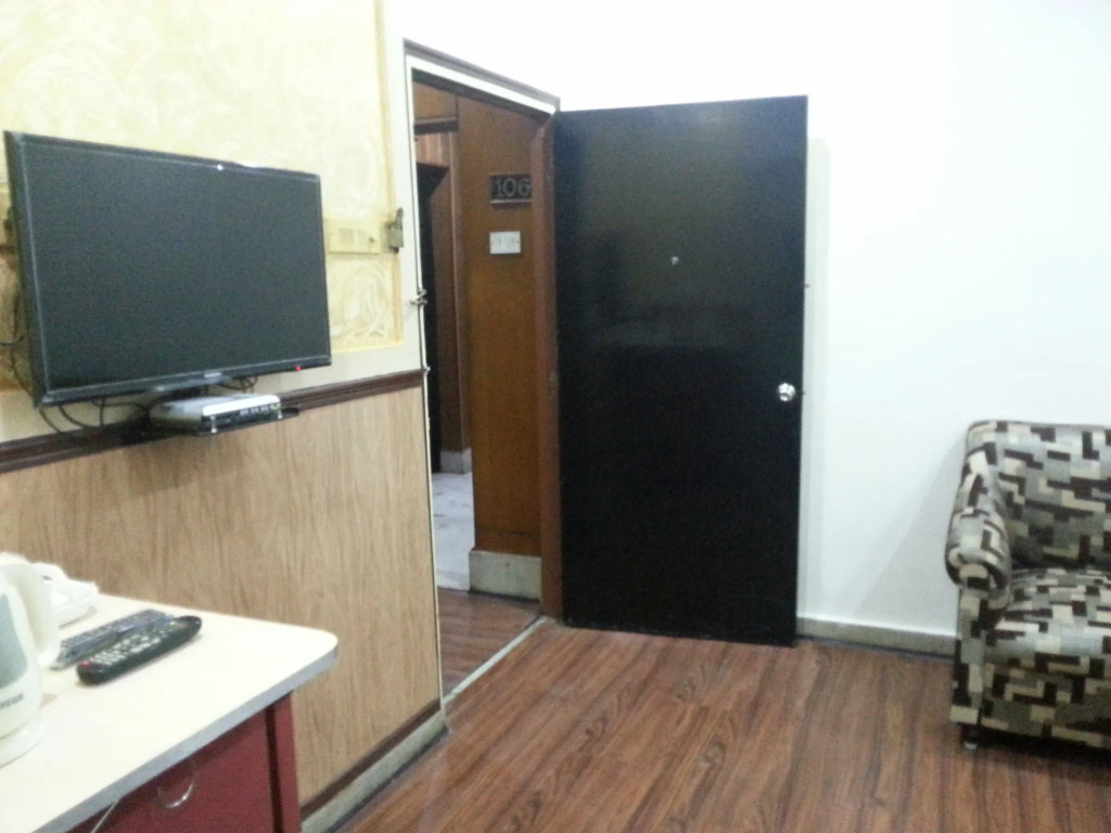 Hotel Akash Ganga
