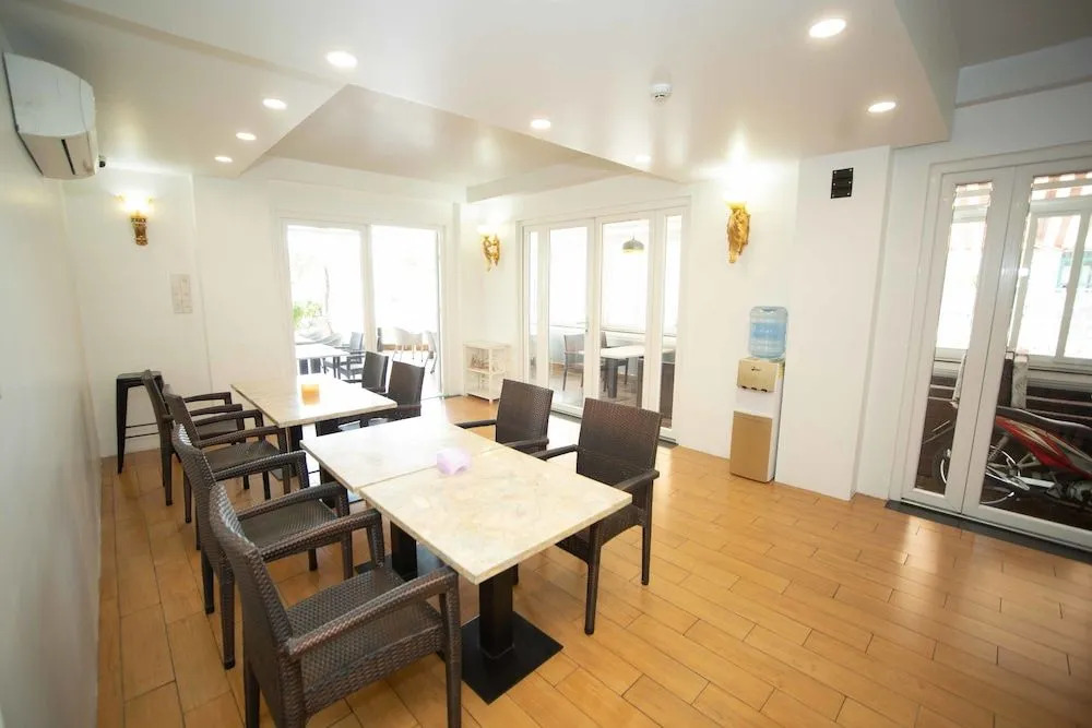 7s Hotel Simmi 2 & Apartment