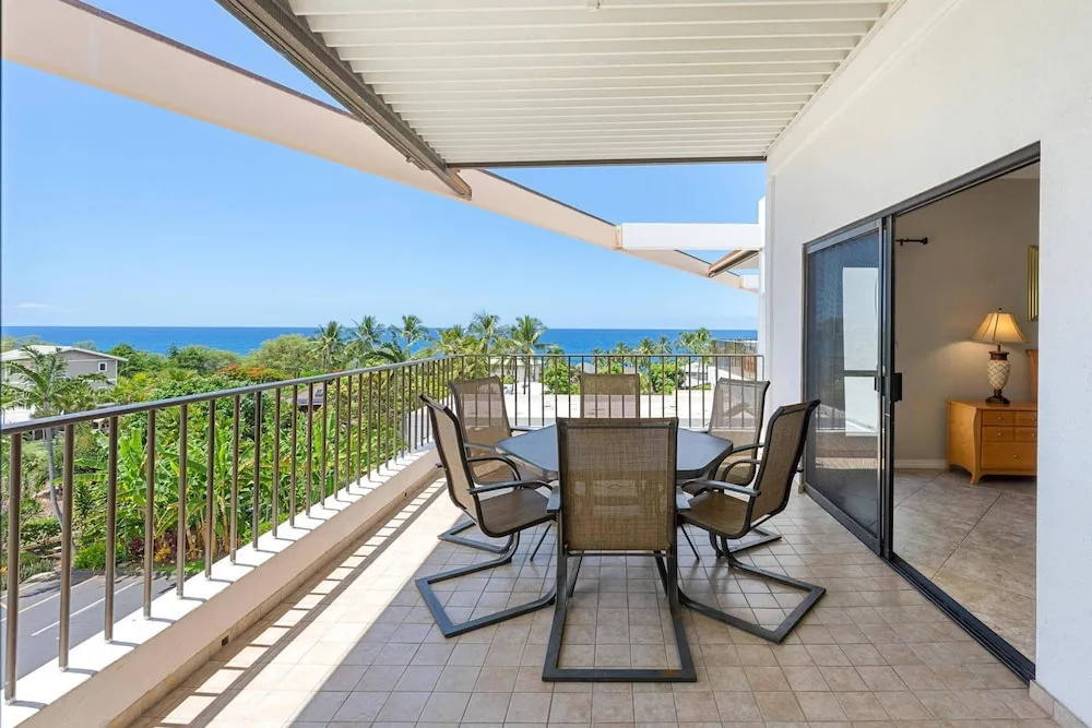 Big Island Royal Sea Cliff 705 by Coldwell Banker Island Vacations