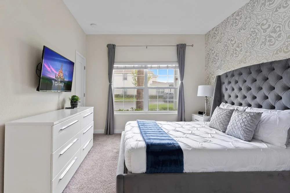 Themed Mickey Bedroom 4BR up to 8 People Sl4802