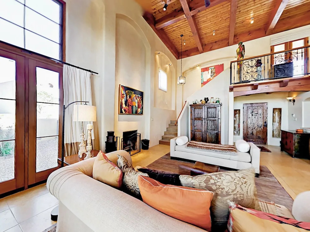 Custom-designed European-style Home 2 Bedrooms 1 Bathroom Home