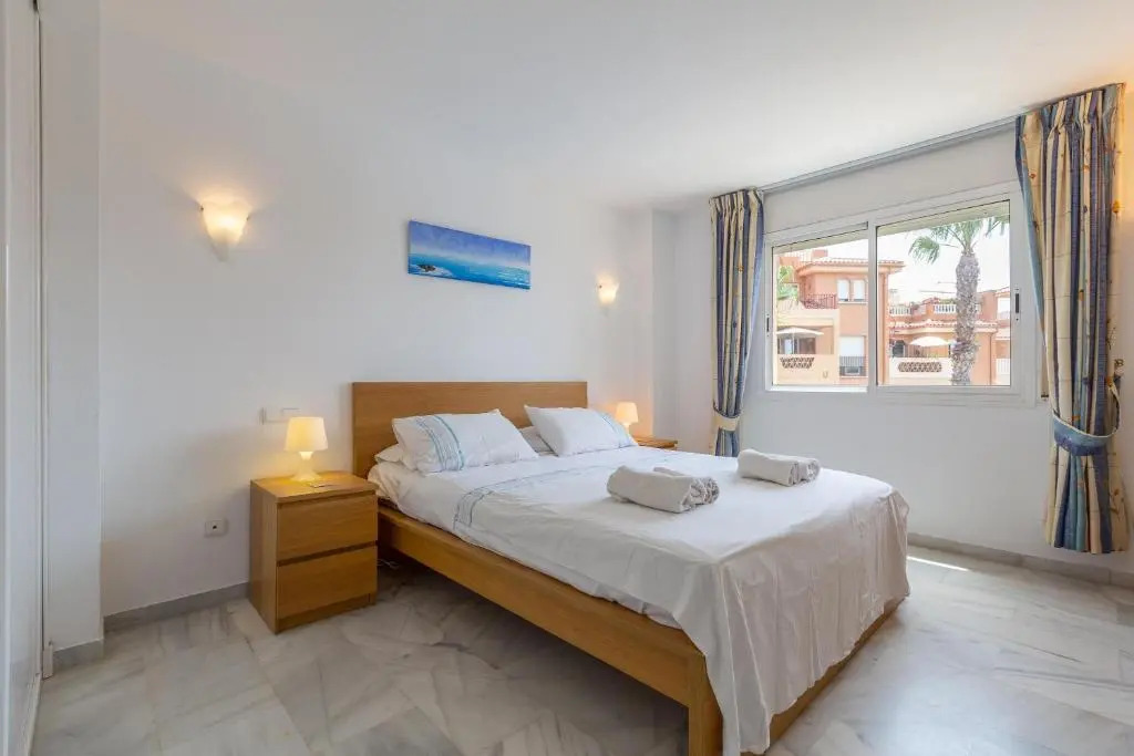 Apartment 925