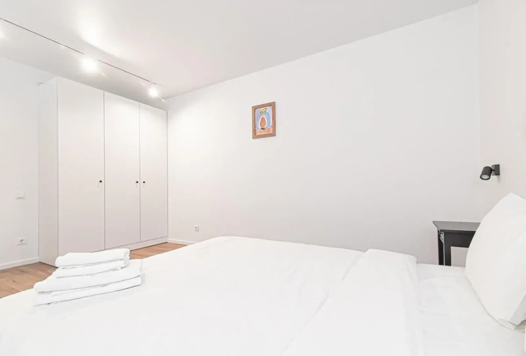 Spacious 2-bedroom apartment in Vilnius Old Town by URBAN RENT