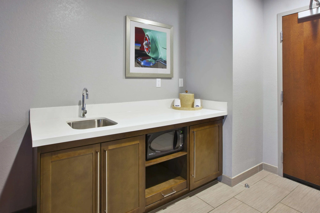 Hampton Inn by Hilton Detroit Dearborn, MI