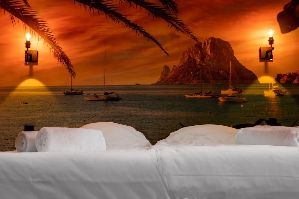 Hotel Four