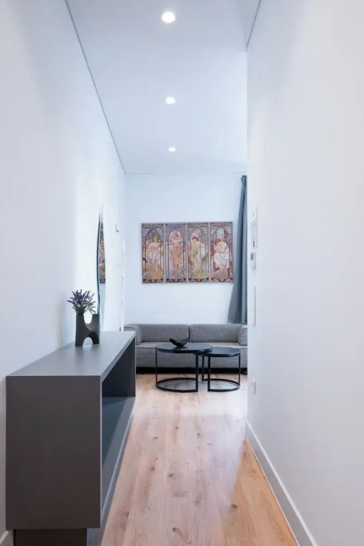LOFUS Art-Suites