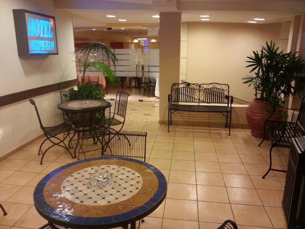Mizpe Yam Boutique Hotel