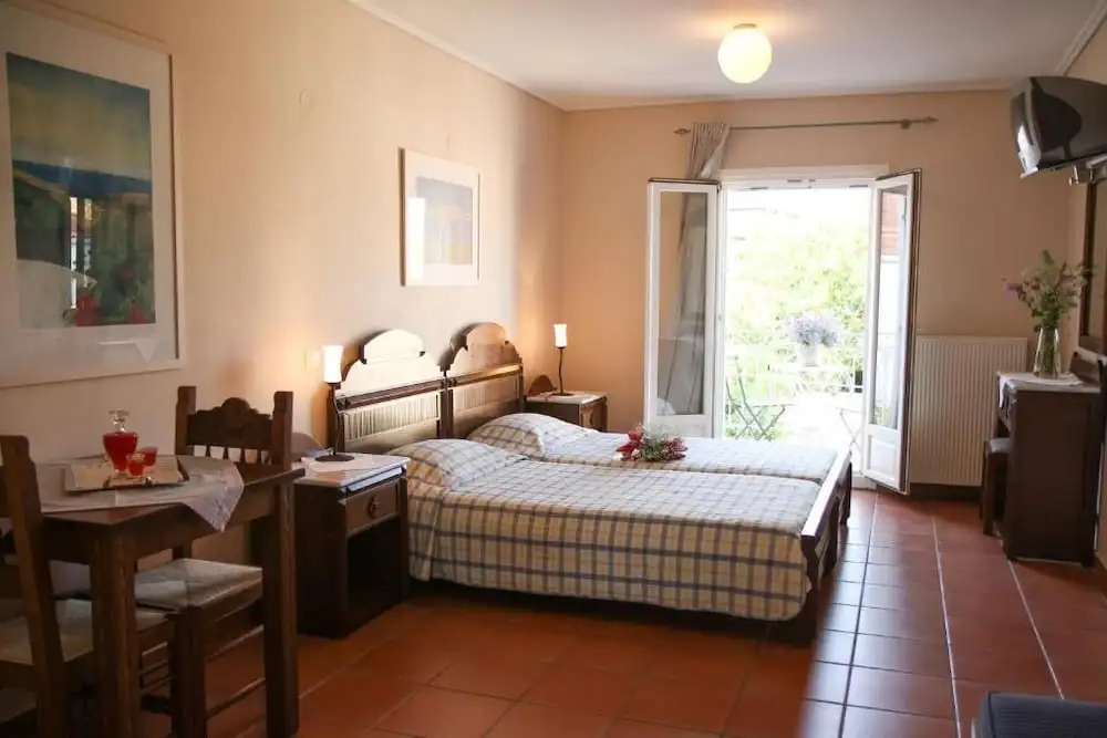 Mira Mare Hotel, Galaxidi