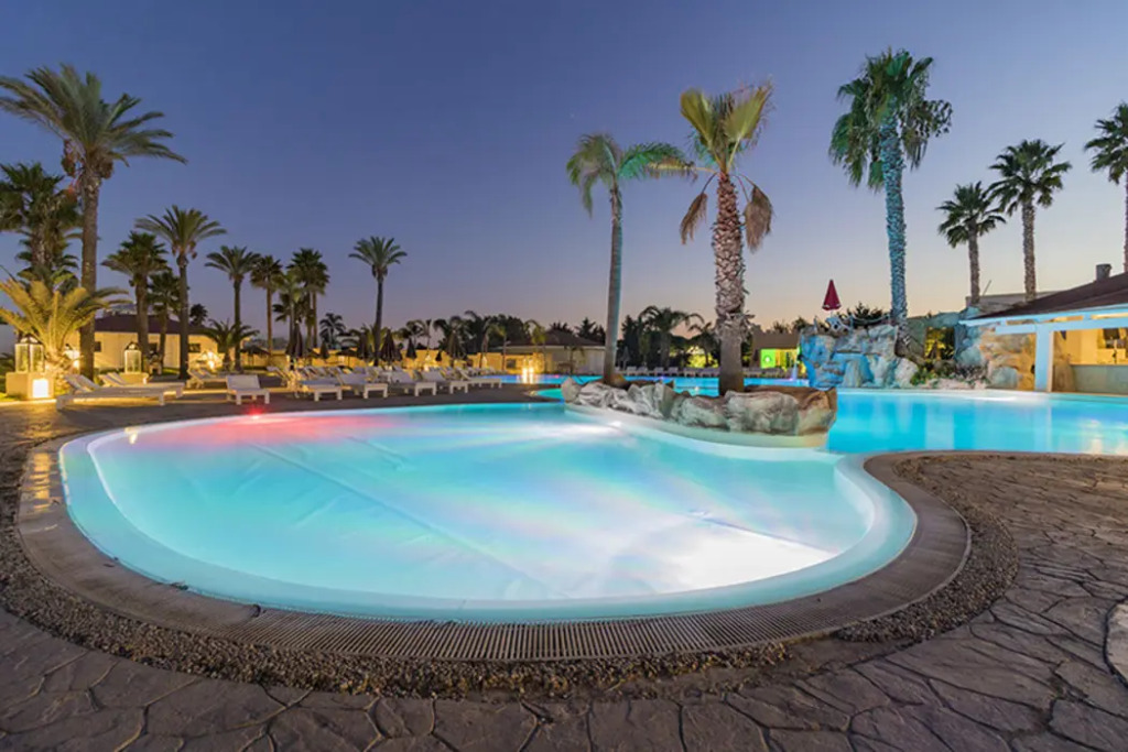 HOTEL BARONE DI MARE