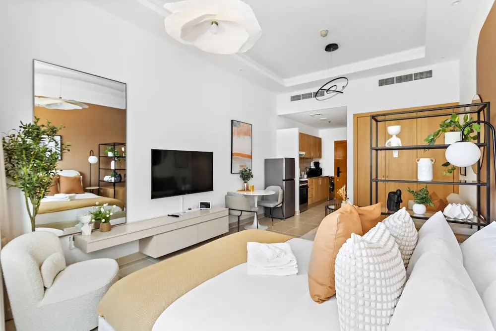 Silkhaus Stylish Studio ASB Tower Pool Gym