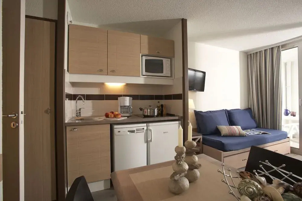 SOWELL RESIDENCES Le Port