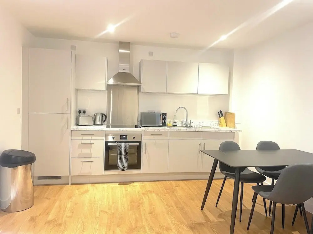 Cosy Modern Townhouse, 5mins to Tube, 02, Excel