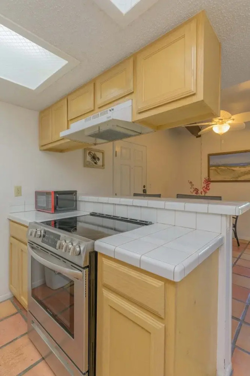 Tiki 204 - Standard 1br Condo W/ Balcony Sleeps 4 1 Bedroom Condo