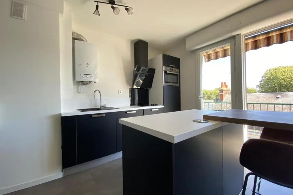 T2 completely renovated in a quiet area close to city center
