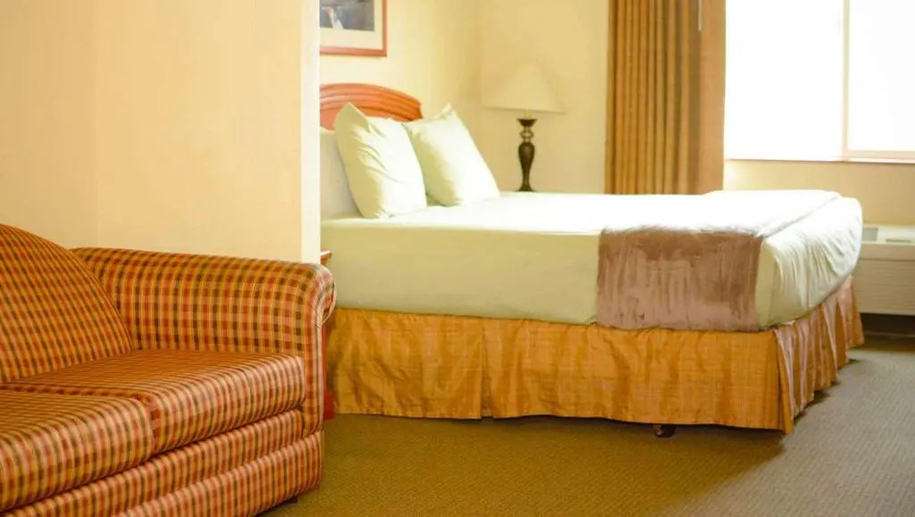 Clatskanie River Inn