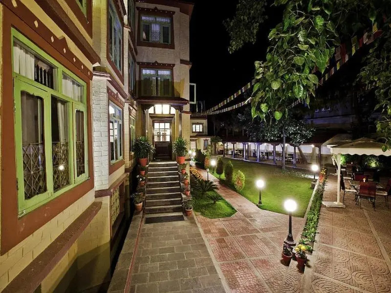 Hotel Dolmaling - Stay for Cause