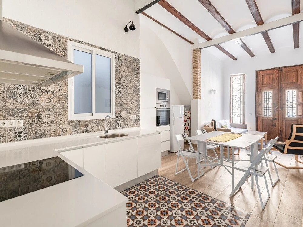 Captivating Holiday Home in Valencia near Sea Beach