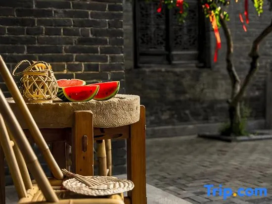 Wanjia Courtyard Hotel (Taierzhuang Ancient City Scenic Area)