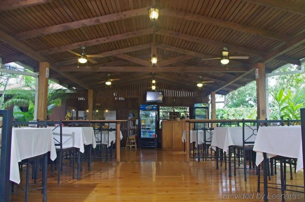 Hotel Robledal
