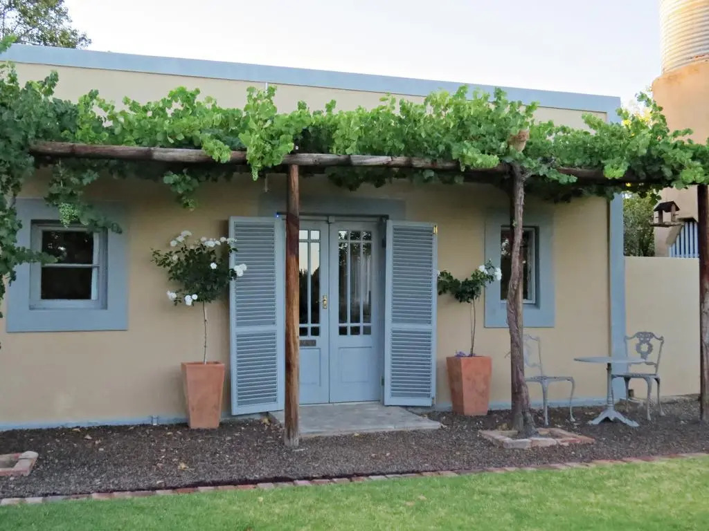 81 on Church Guest House