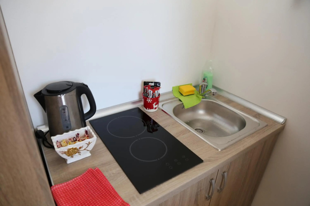 Mango Apartments