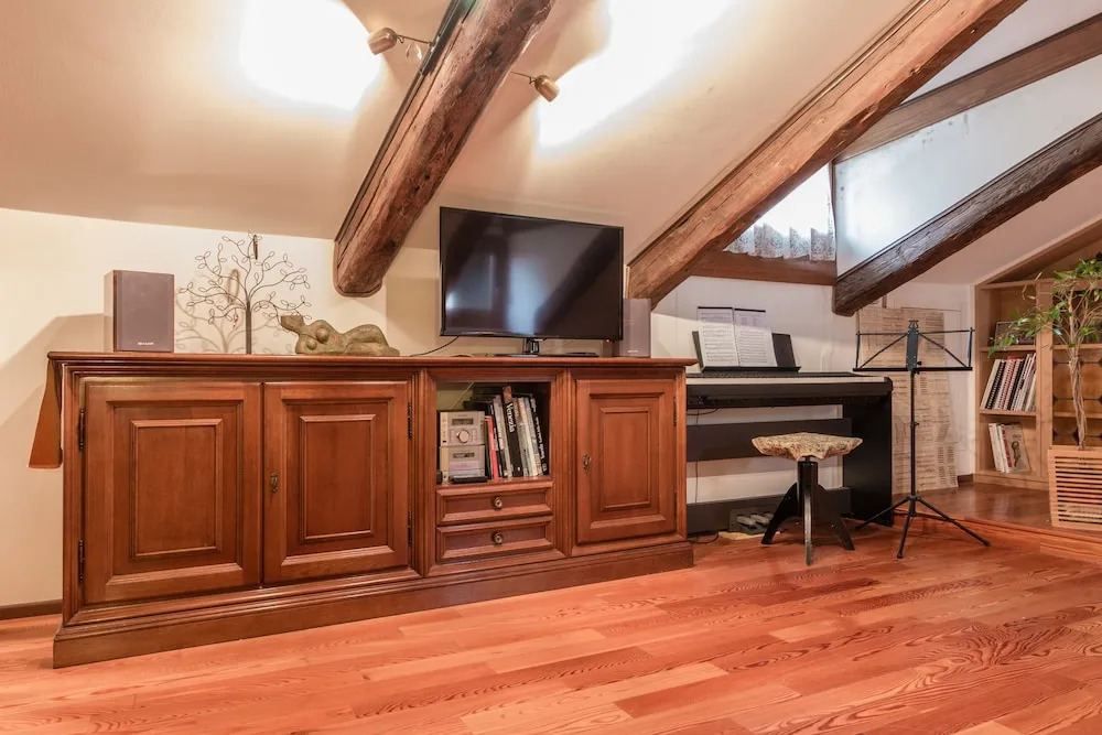 Vivaldi Apartment