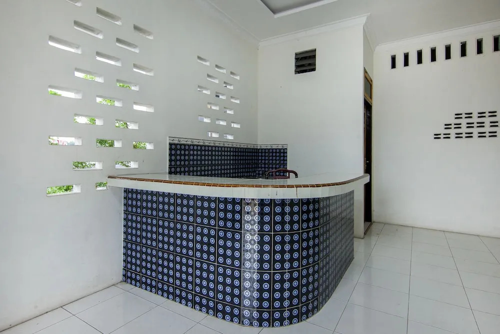 RedDoorz Syariah at Wisma Kampung Baru Rantauprapat