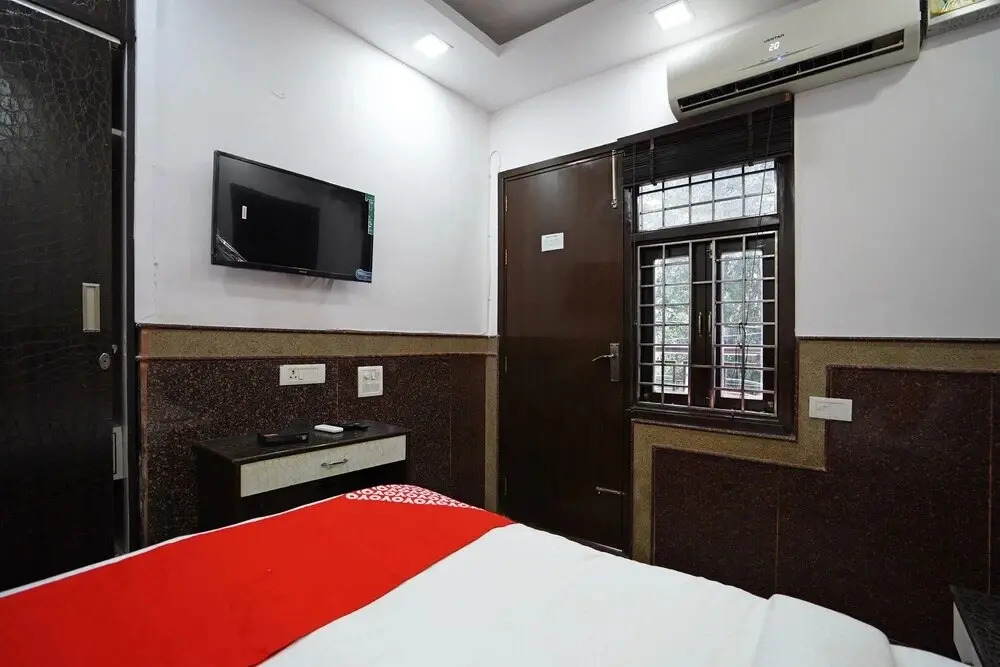 Aasha Residency by OYO Rooms