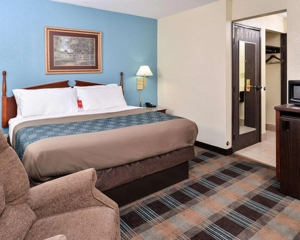 Econo Lodge Inn & Suites Shelbyville