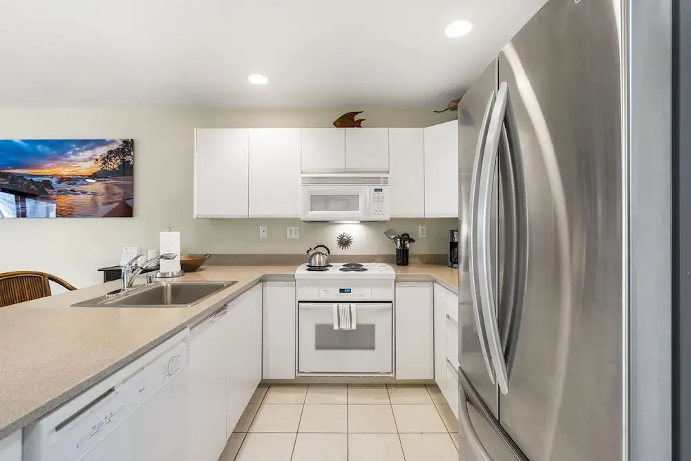 Maui Kamaole J-104 - Renovated, Private Ground Floor Unit, Two Lanais, Split AC!