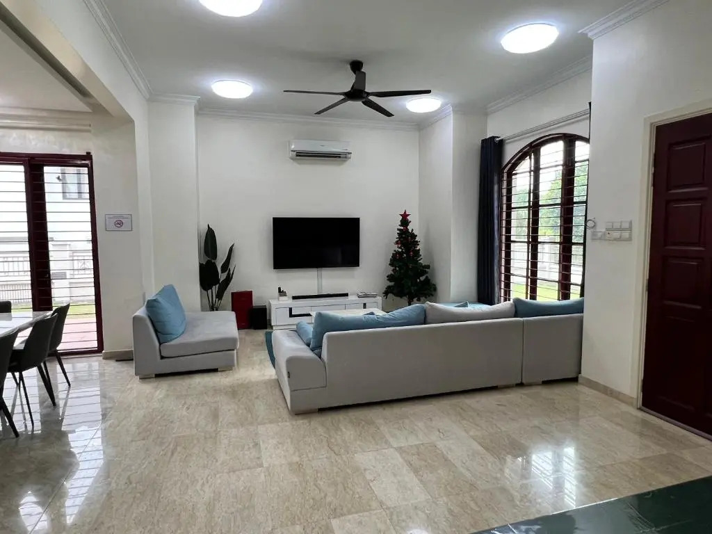 Paradise Hideout - Bungalow at Ara Damansara PJ Fully Equipped