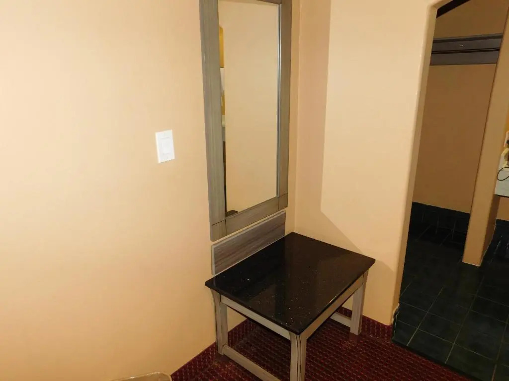 Regency Inn & Suites Beaumont