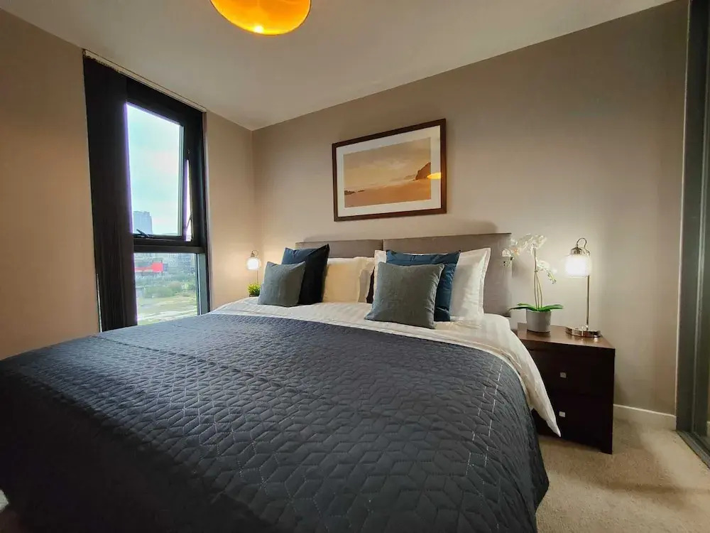 Sheffield 6th Floor City View Apartment
